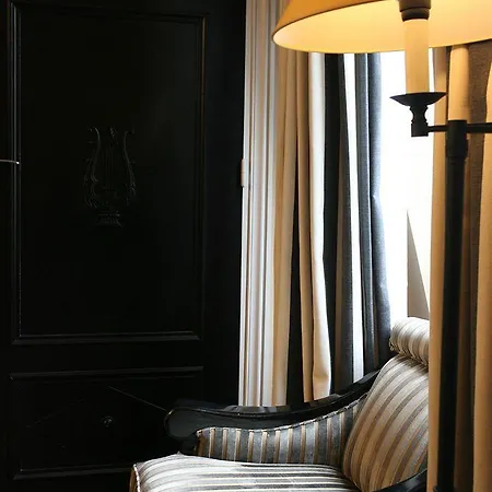 La D'estrees - Saint-germain פריז